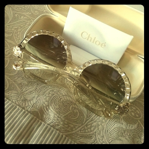 Chloe Accessories - Chloe "Vera" Sunglasses in Champagne CE747SA 688